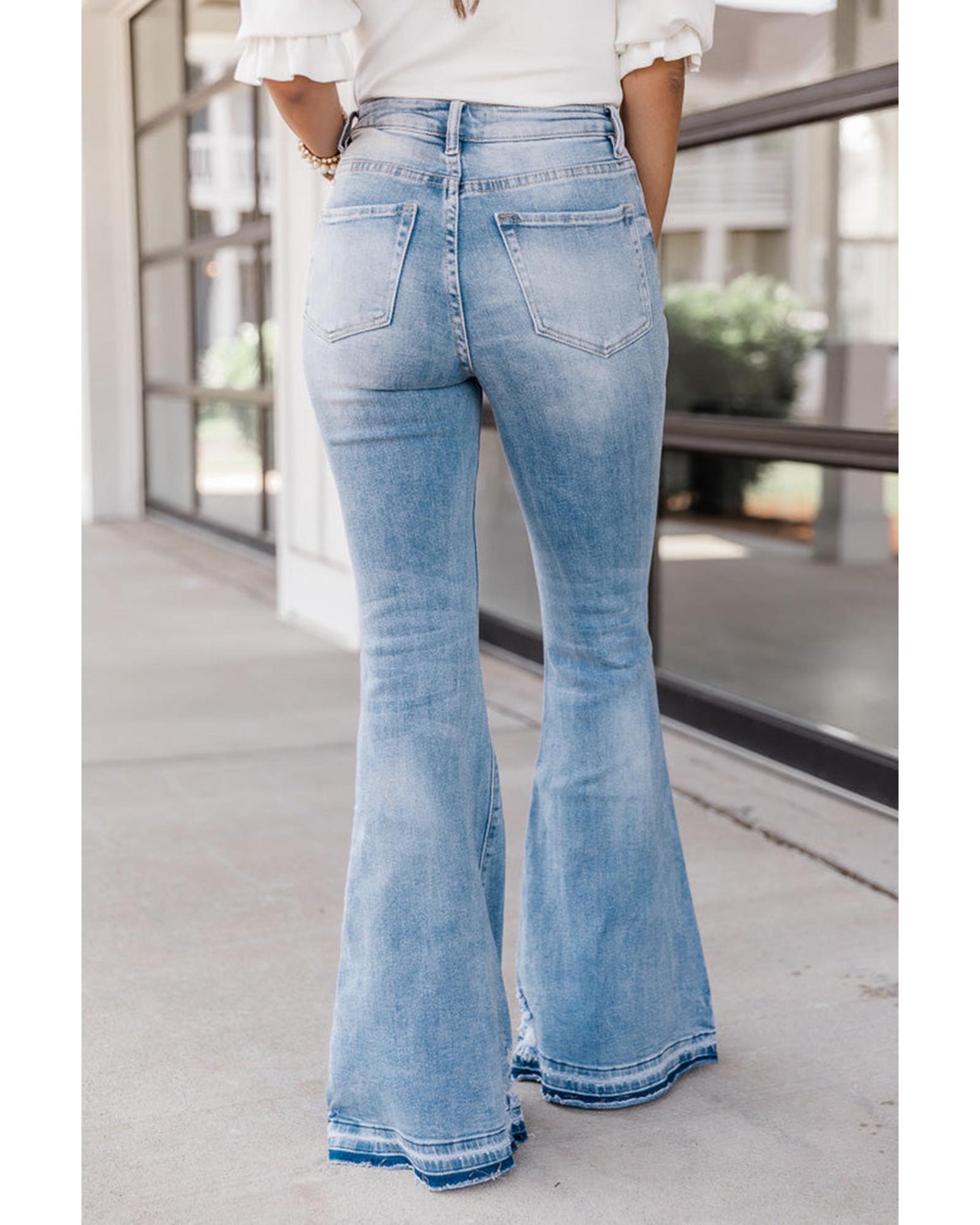 Azura Exchange Buttoned Distressed Flared Jeans - 12 US 8