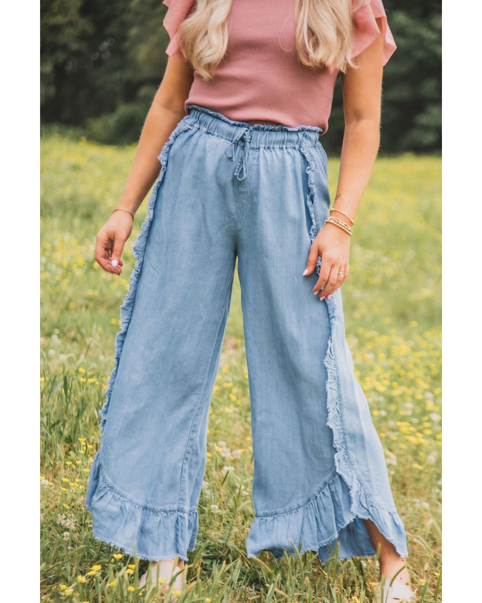 Myosotis Light Wash Raw Hem Ruffled Wide Leg Jeans - 4 US