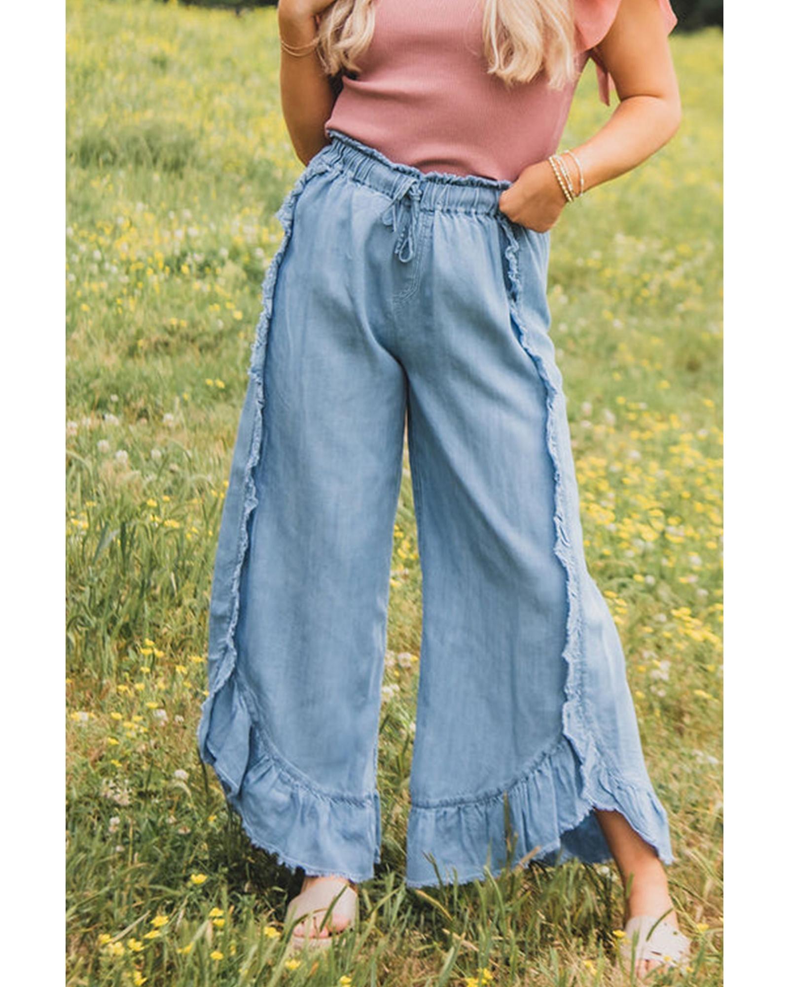 Myosotis Light Wash Raw Hem Ruffled Wide Leg Jeans - 4 US 3