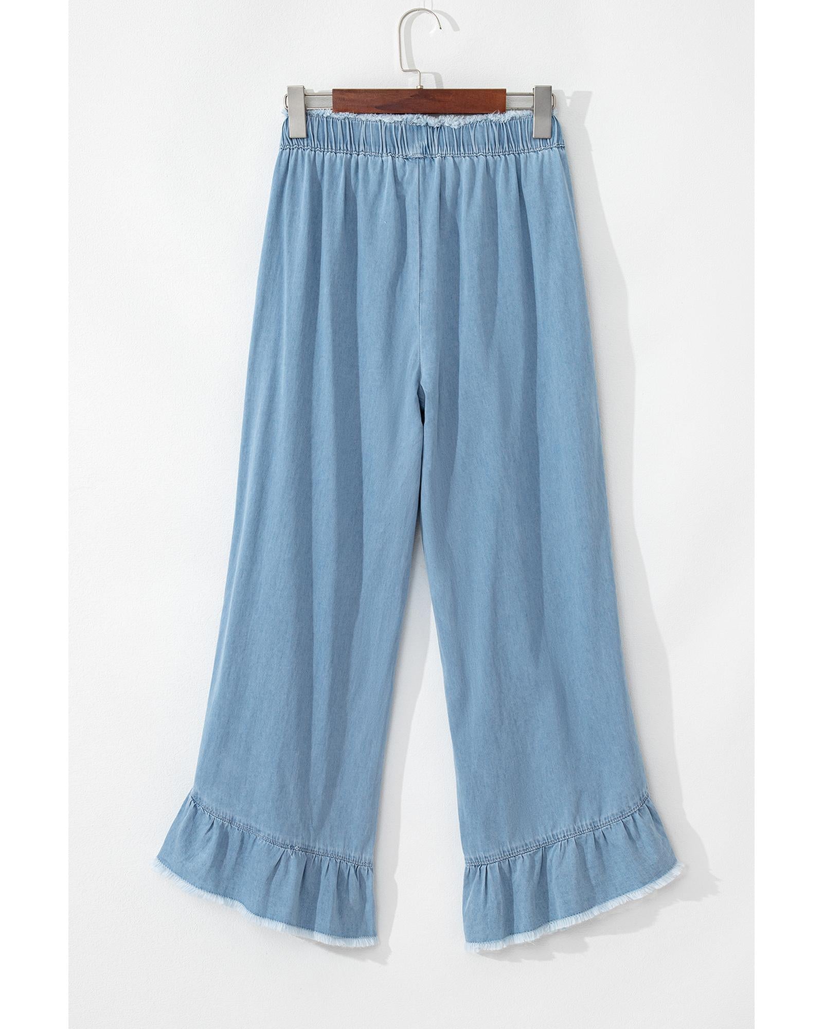 Myosotis Light Wash Raw Hem Ruffled Wide Leg Jeans - 6 US 6