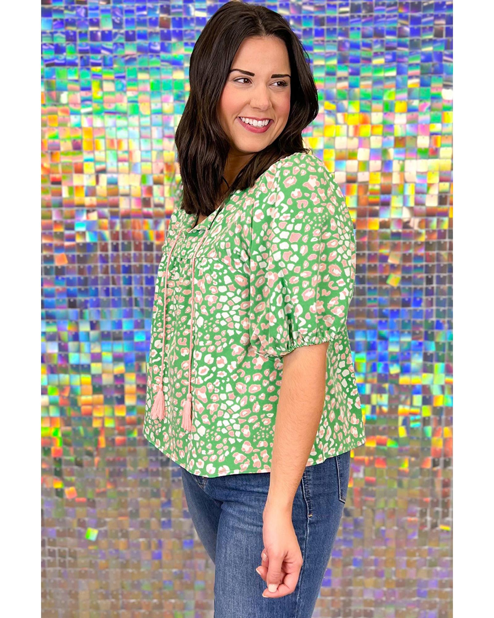 Green Plus Size Floral Tassel Tie Split Neck Puff Sleeve Blouse - 1X 3