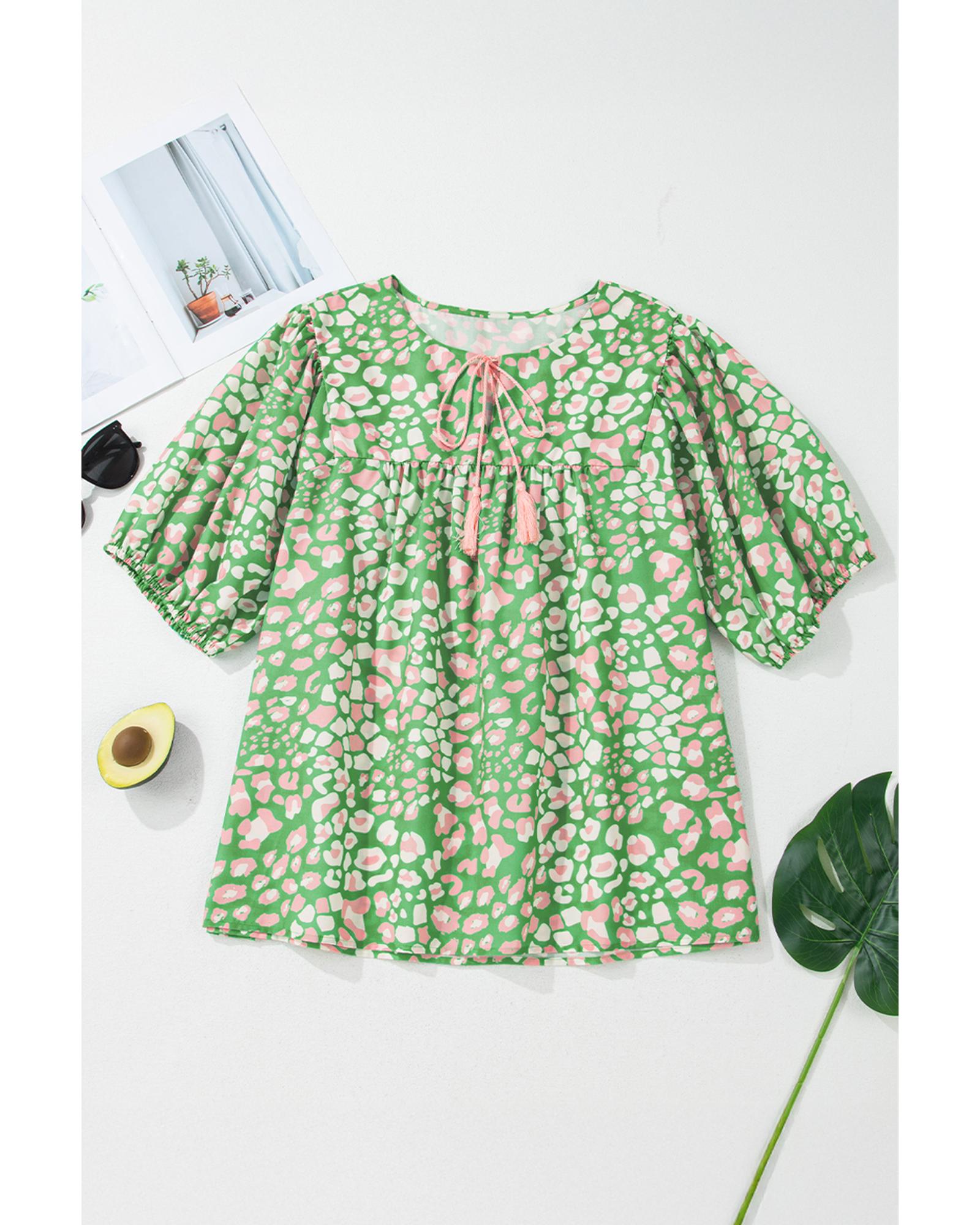Green Plus Size Floral Tassel Tie Split Neck Puff Sleeve Blouse - 1X 5