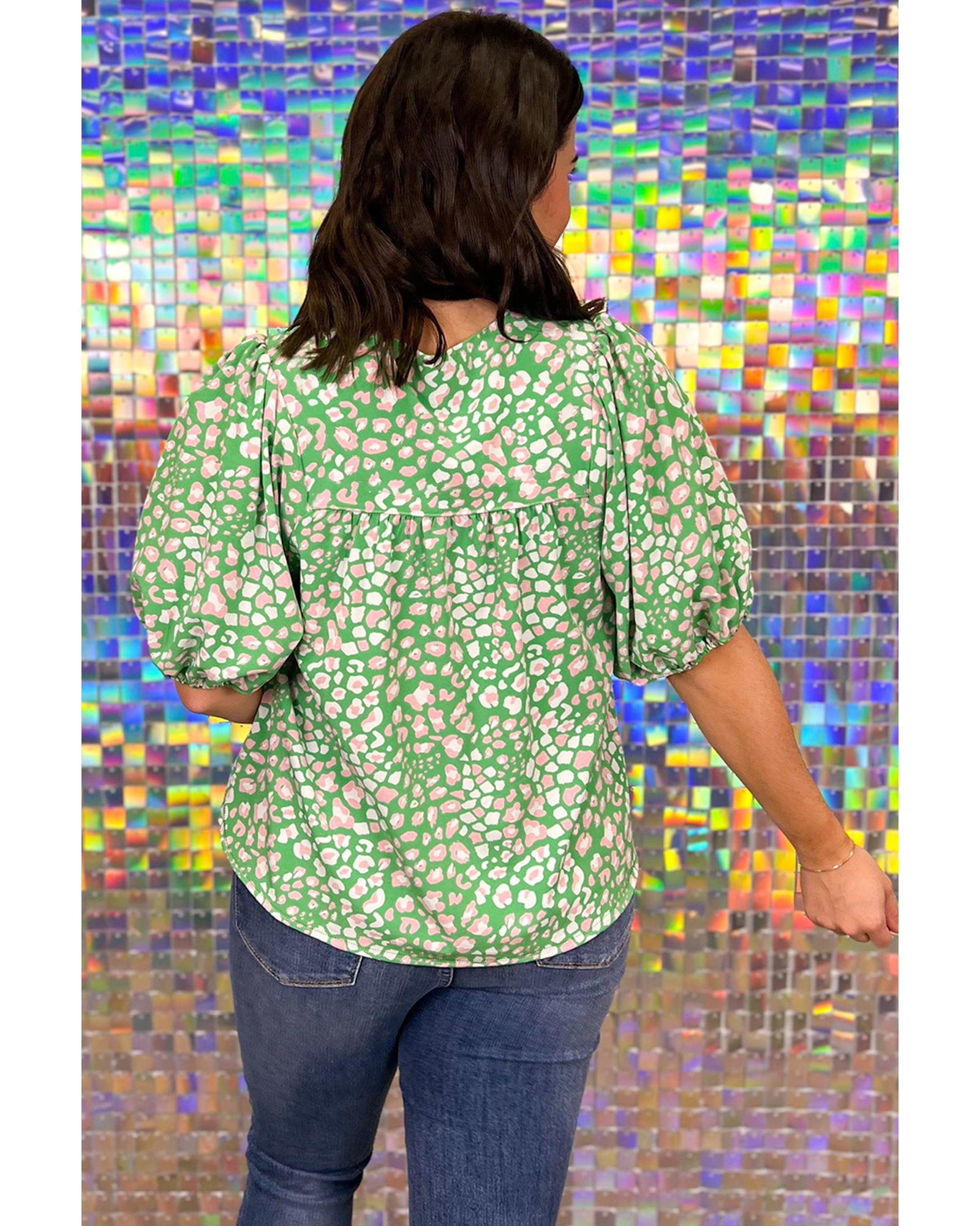 Green Plus Size Floral Tassel Tie Split Neck Puff Sleeve Blouse - 4X