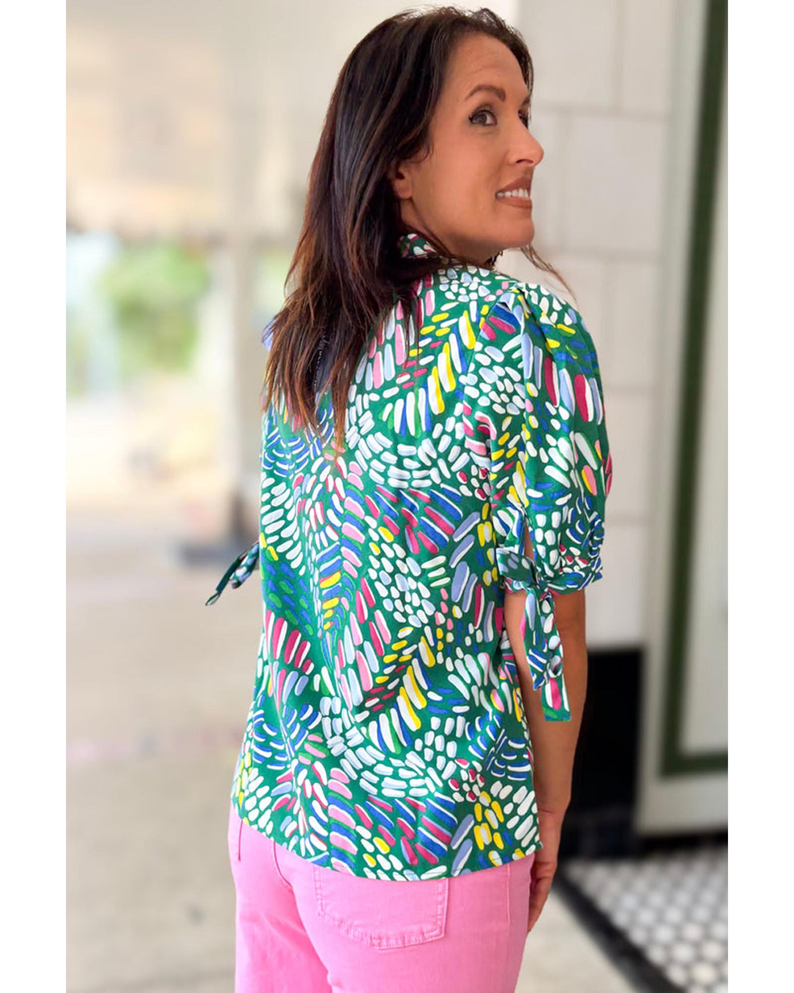 Green Abstract Print Knotted Short Sleeve Plus Size Blouse - 2X