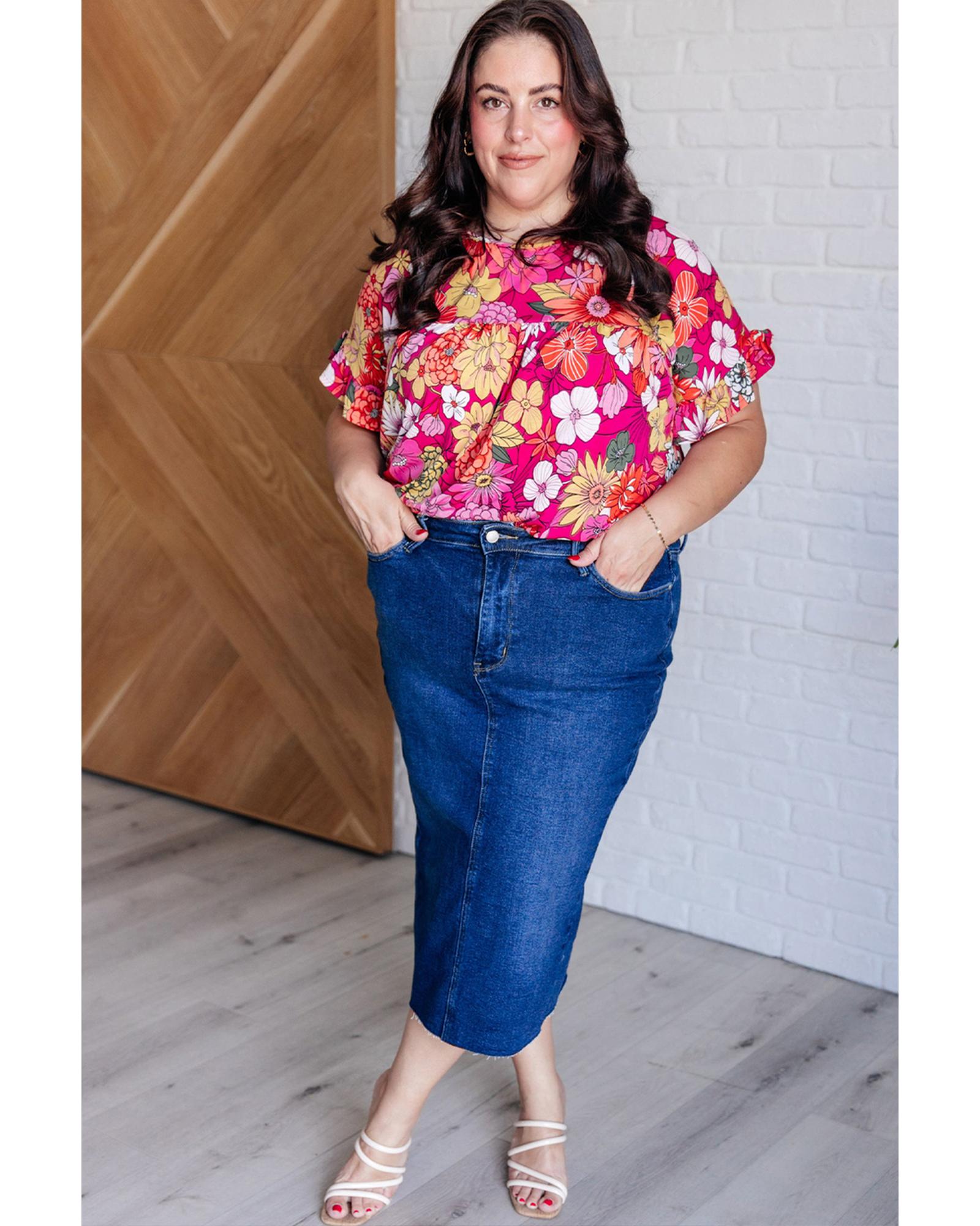 Rose Plus Size Floral Print Ruffle Short Sleeve Blouse - 4X 5