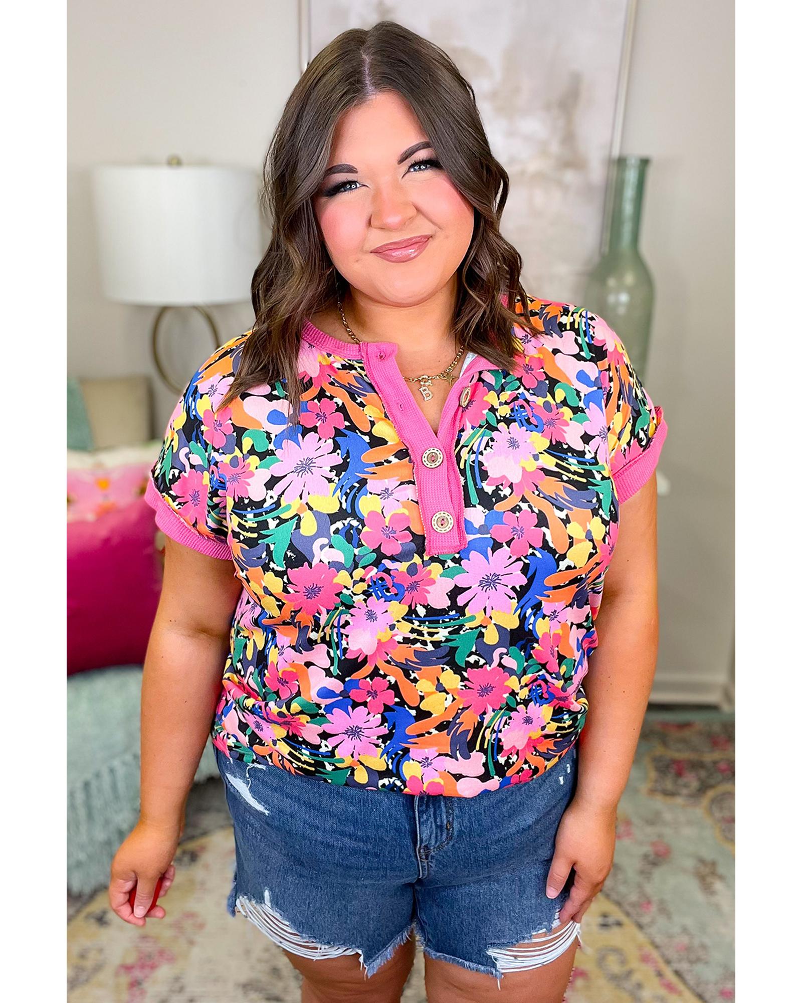 Rose Floral Short Sleeve Contrast Edge Plus Size Henley Top - 1X 3