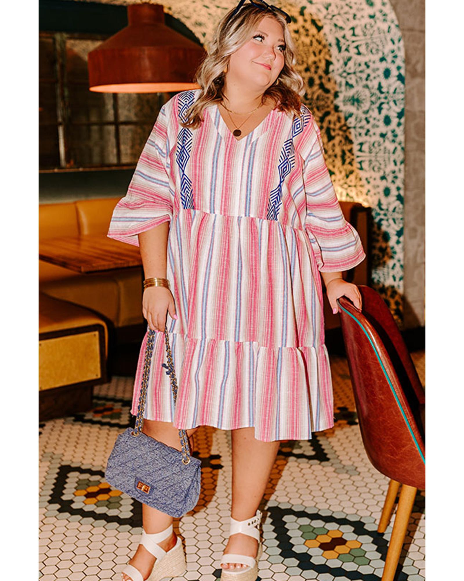 White Stripe Plus Size Embroidered Detail Flared 3/4 Sleeve V Neck Dress - 2X 3