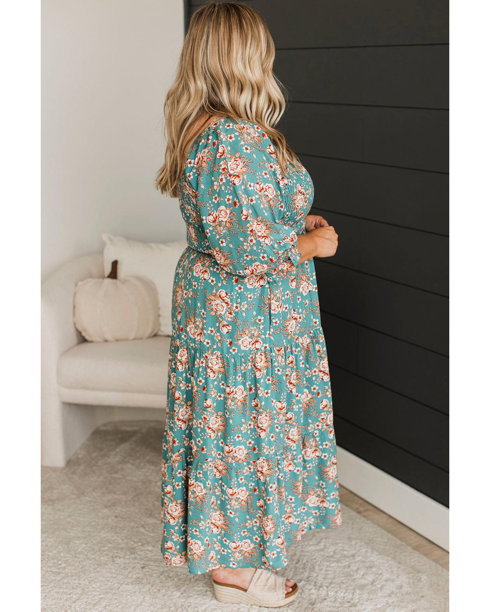 Green Plus Size Floral Print Square Neck Smocked Maxi Dress - 3X 5