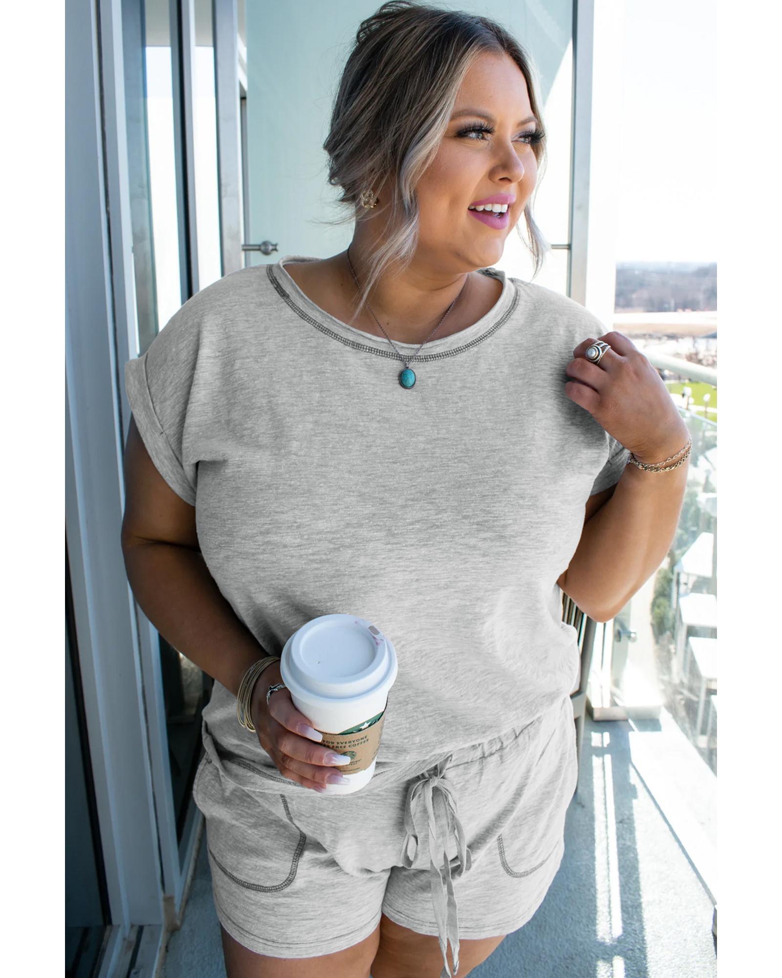 Gray Contrast Stitching Cuffed Sleeve Plus Shorts Set - 1X