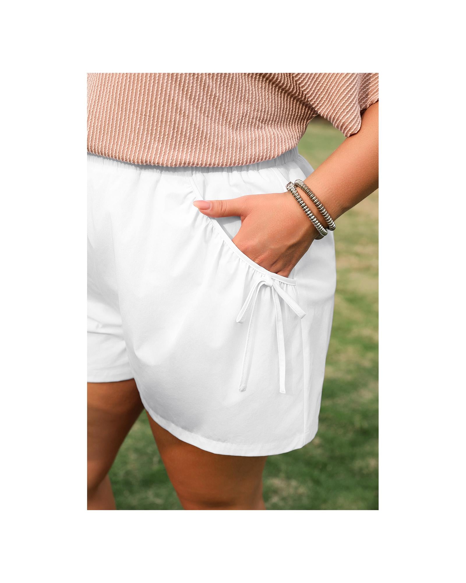 White Bow Decor Pockets Plus Size Shorts - 4X 7
