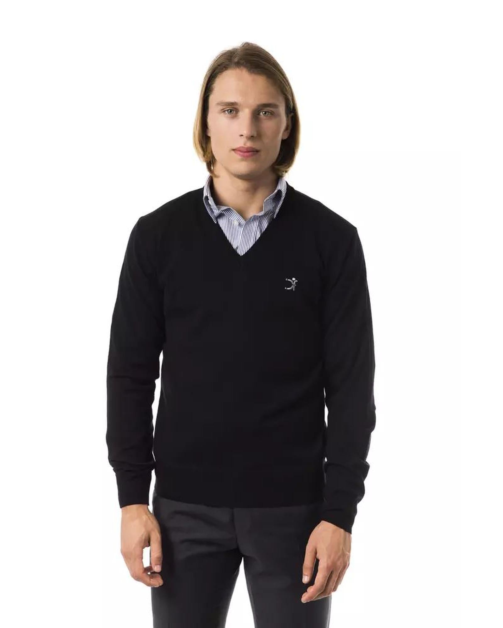 Embroidered V-neck Sweater in Extrafine Wool Merinos M Men
