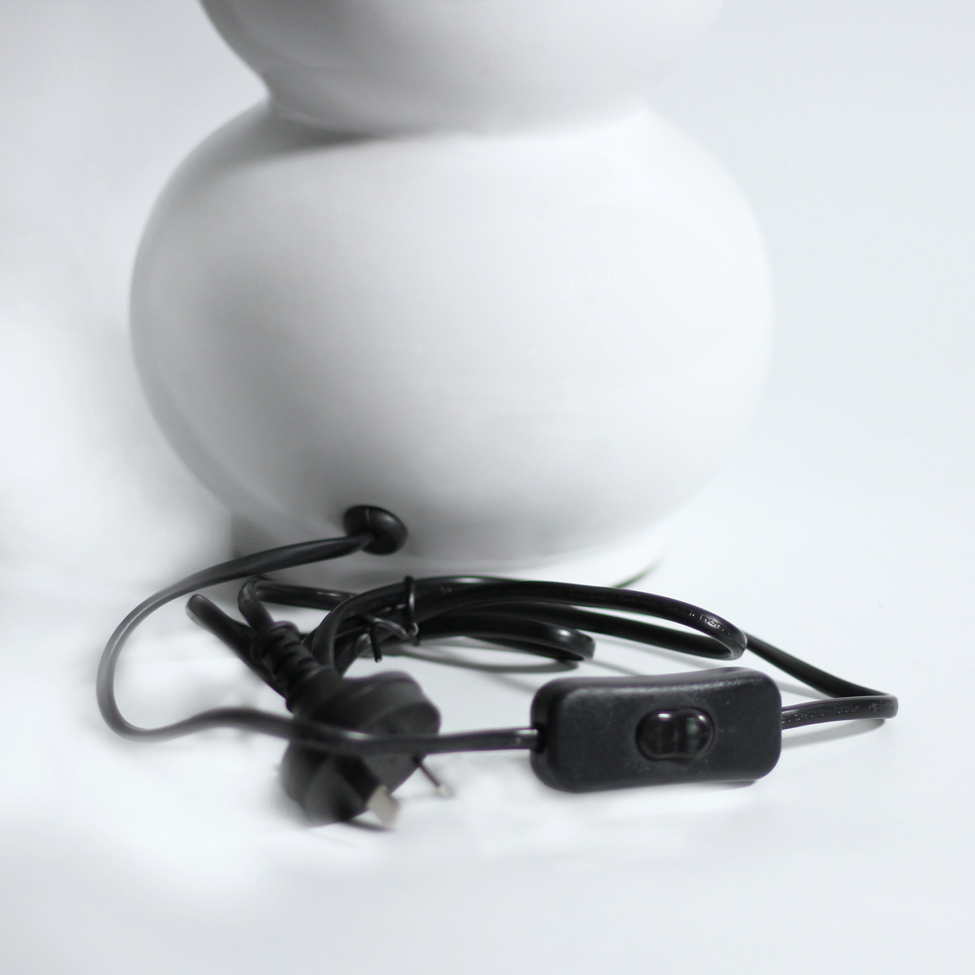 Pattery Barn Table Lamp - White 3