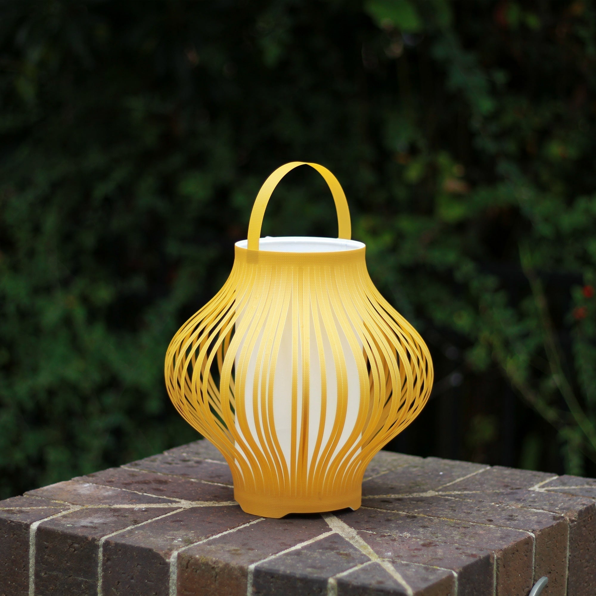 LED Retractable Lantern - Yellow 4