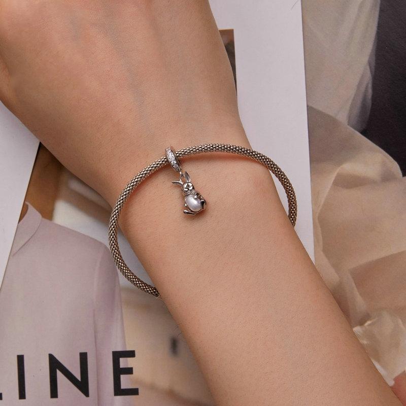 925 Sterling Silver Platinum Rabbit Pearl Bracelet 6