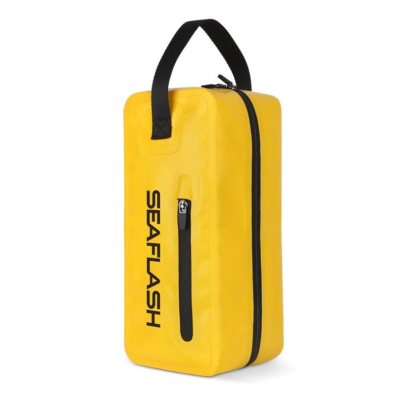 4L Waterproof Bag For Swimming And Beach Dry / Wet Separation 3