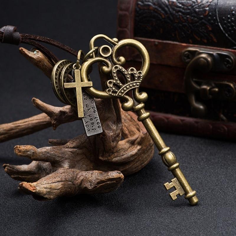 Vintage Crown Key Pendant Retro 7