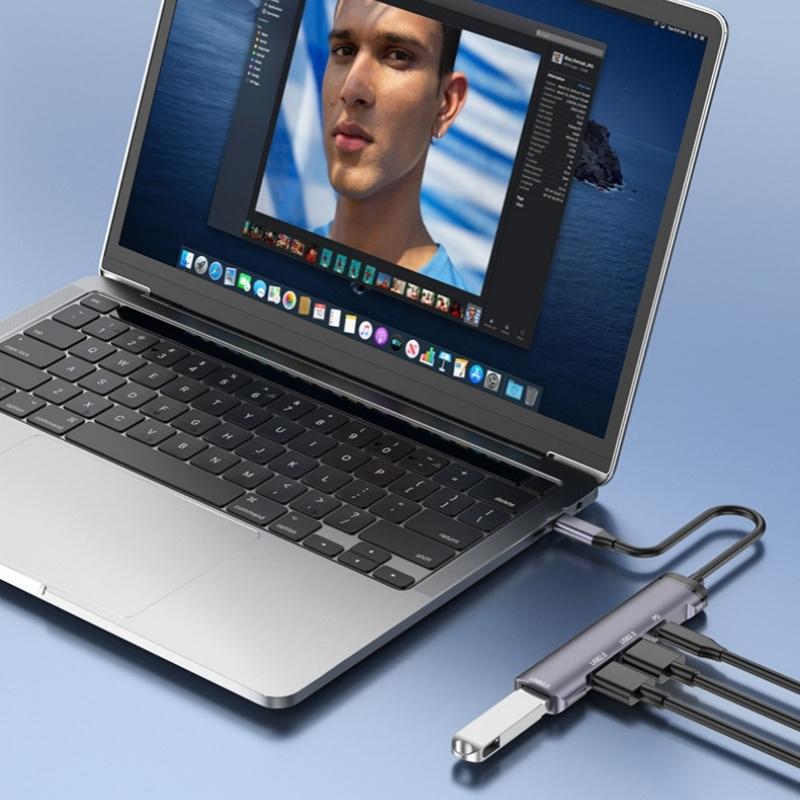 Aluminum Multi-Port Usb-C Adapter Hub 7