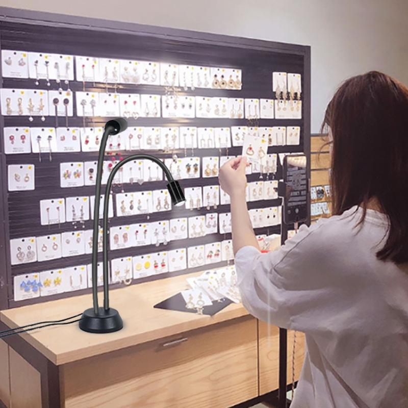 Adjustable Led Jewelry Table Lamp for Family Portraits 9