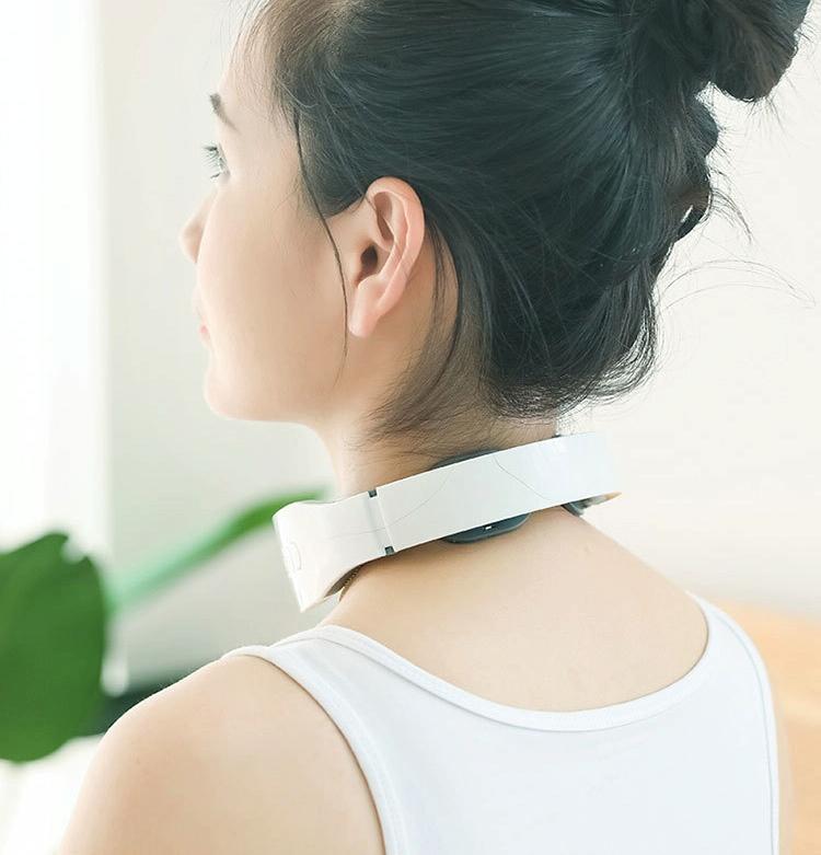 Remote Heating Neck Massager With Electromagnetic Pulse And Heat 8