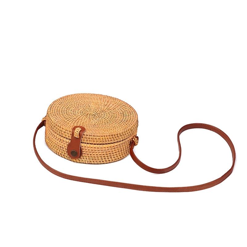 Handmade Rattan Bag With Buckle Bowknot Design Perfect For Autumn And Beach Days 20X20X8Cm