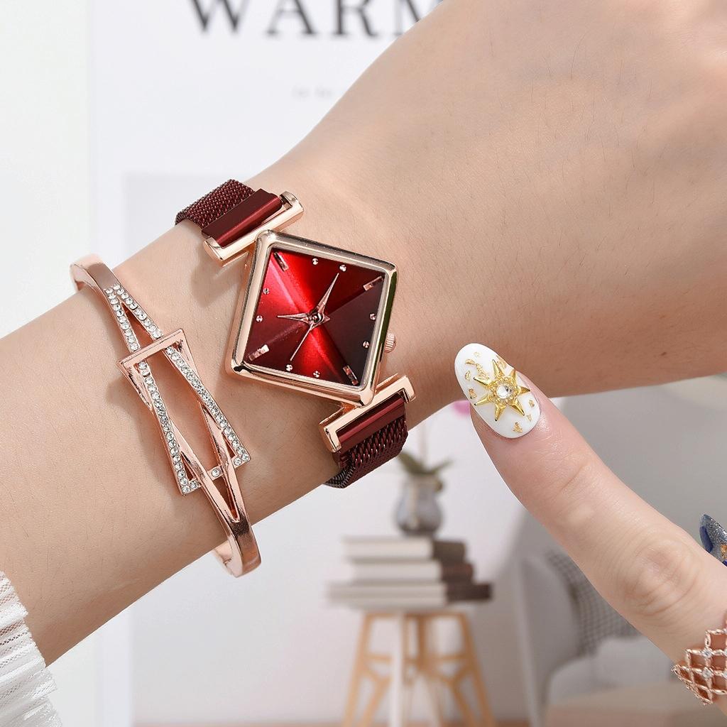 Red Diamond Dial Quartz Watch & Bracelet Set for Women 3