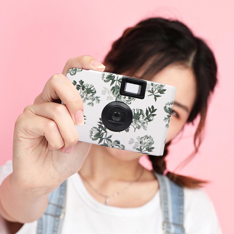 Retro Peony Disposable Mini Camera with 17 Films 6