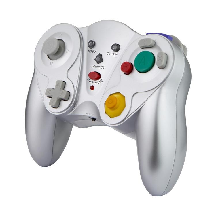 Silver Wireless Gamepad for Nintendo Ngc 3