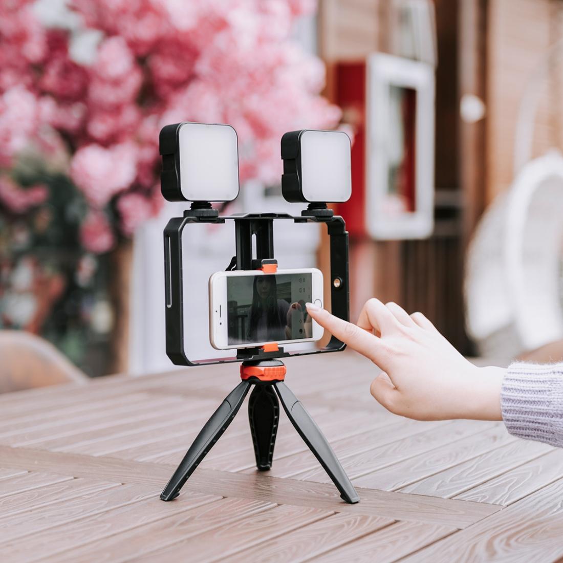Vlogging Live Broadcast Led Selfie Light Video Rig With Smartphone Handle And Tripod 10
