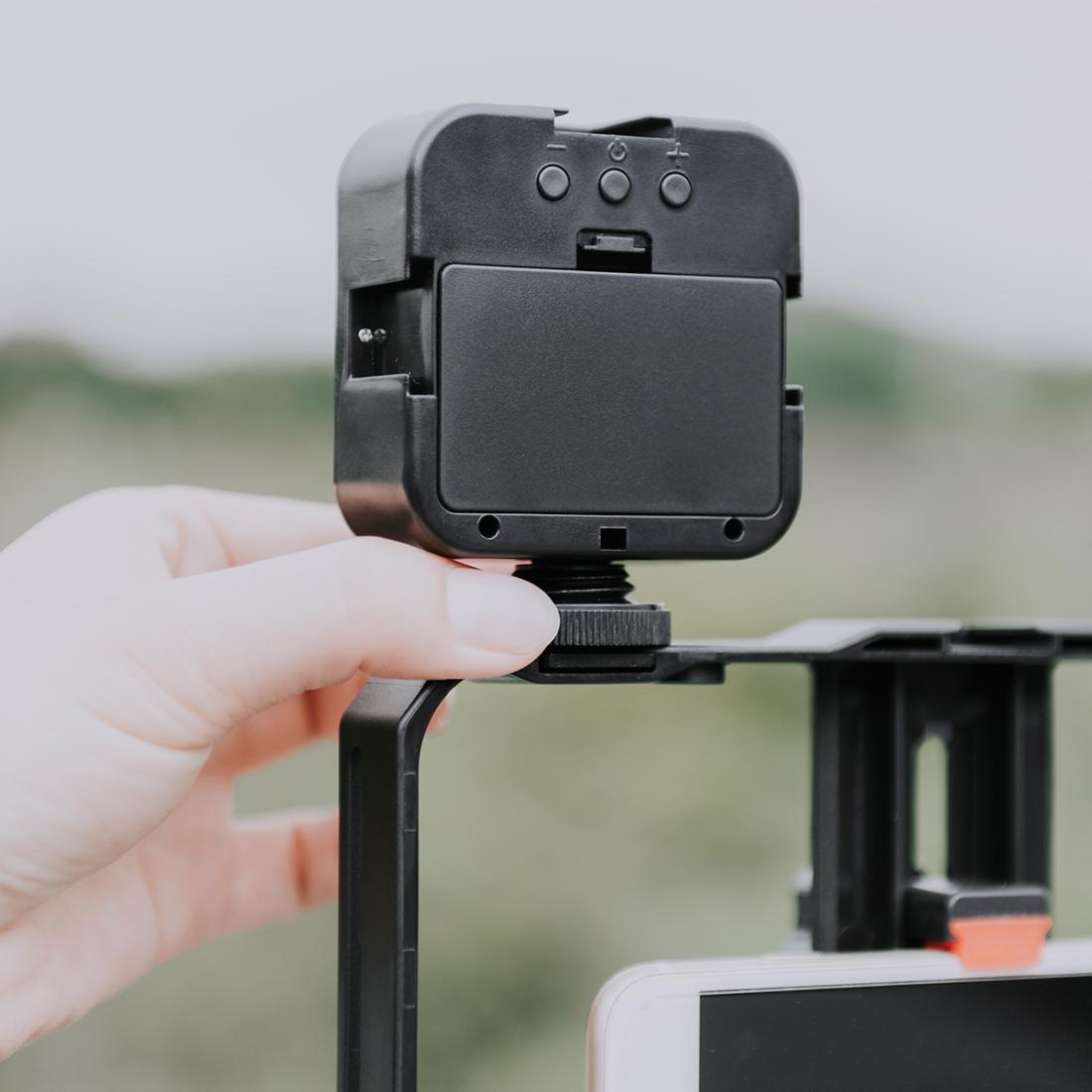 Vlogging Live Broadcast Led Selfie Light Video Rig With Smartphone Handle And Tripod 12