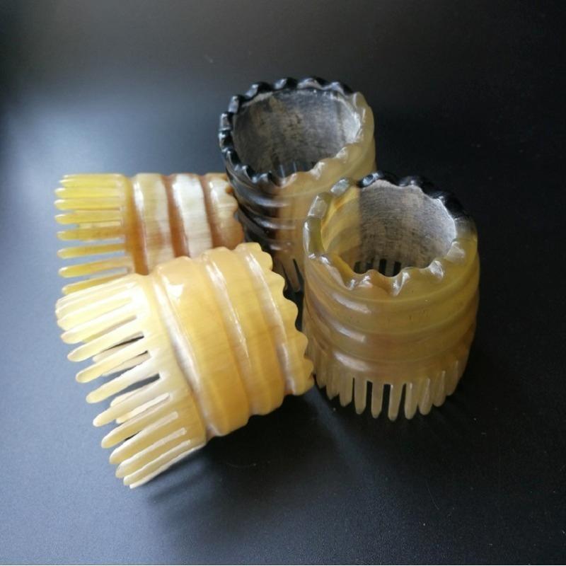 Cylindrical Shampoo Brush Short Comb Random Colour 5