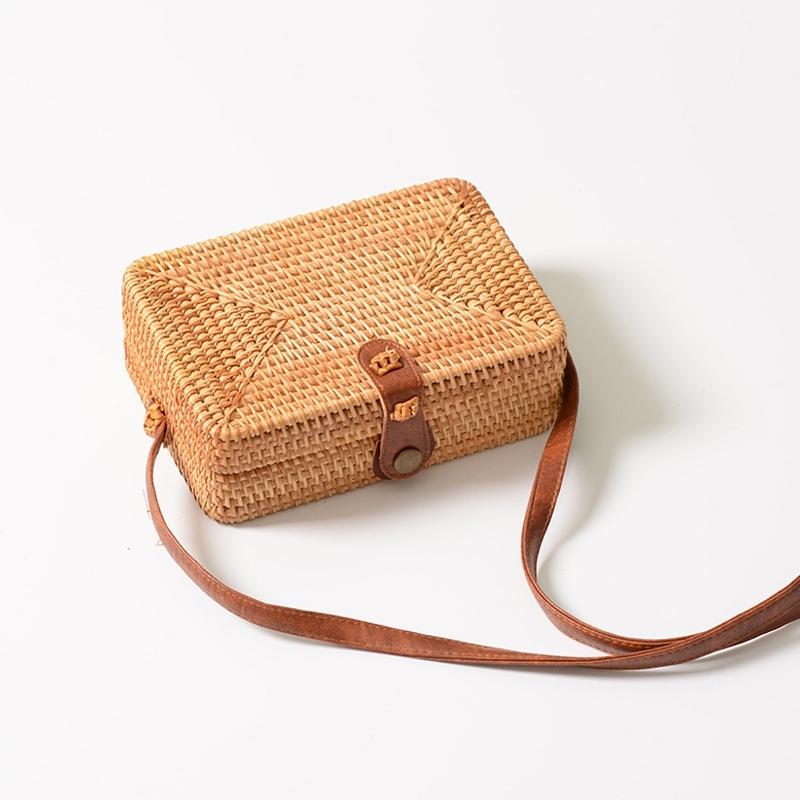 Handmade Square Rattan Bag Autumn Beach Diagonal Purse Vintage Style 19X13X7Cm 4