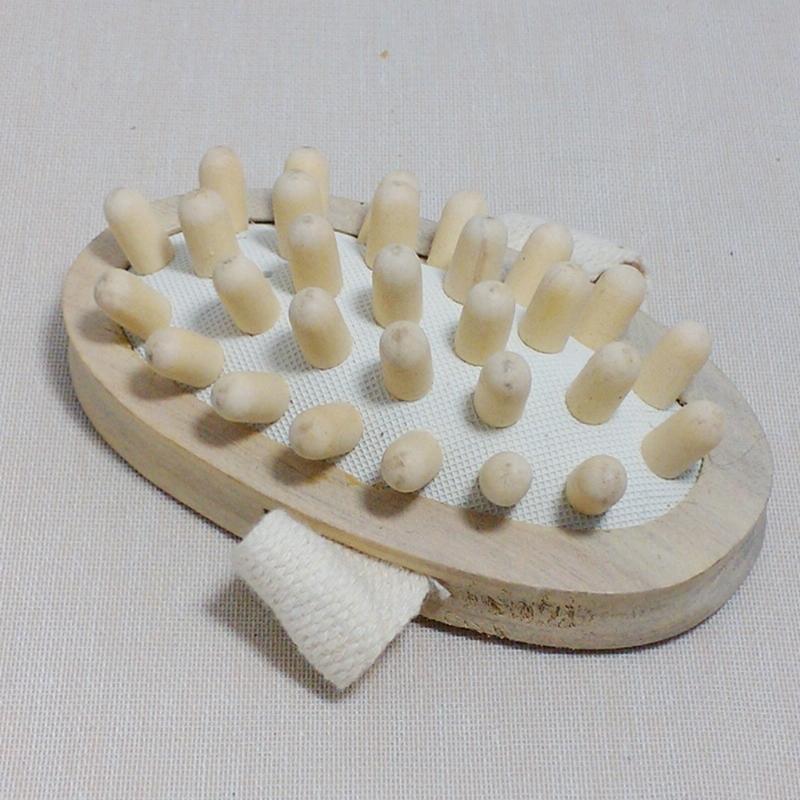 Wood Balloon Cushion Massager Soothing Body Massage Brush 5