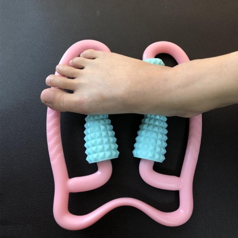 Manual Plastic Steering Wheel Leg Roller Massager Random Colour 3