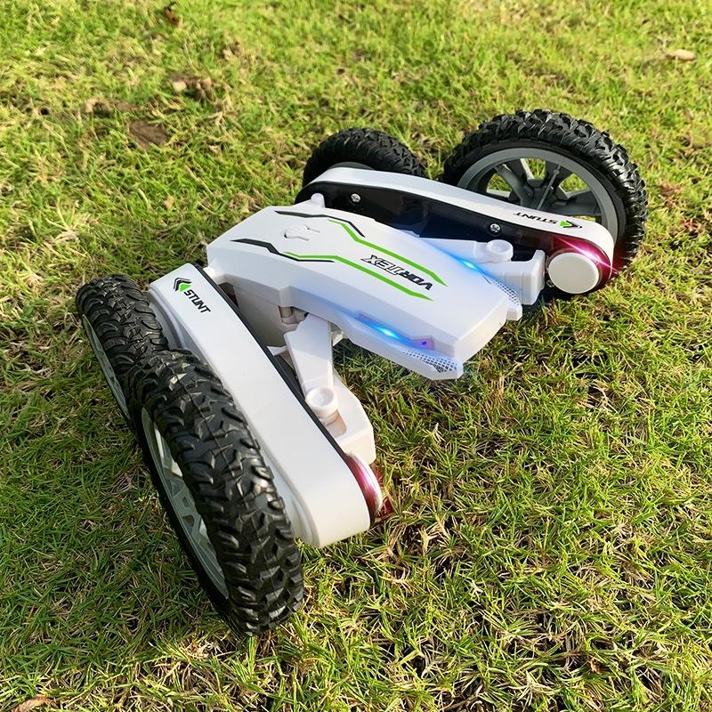 2.4g Rc Stunt Car - Double Deformation Twisting & Rotating - White 11