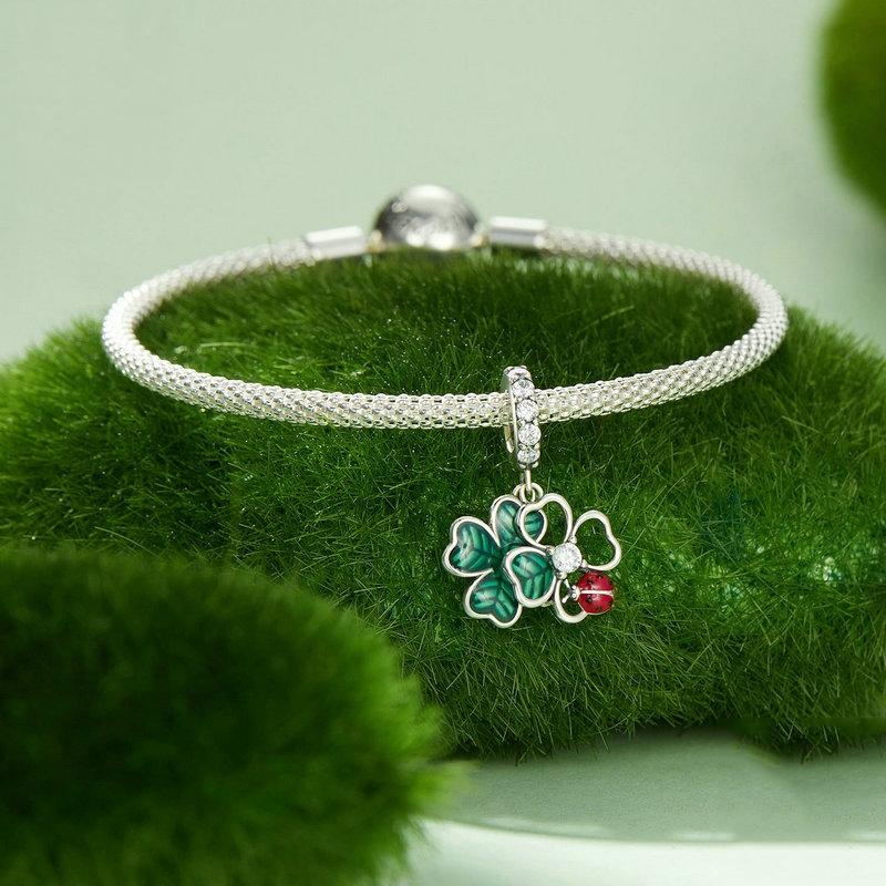 925 Sterling Silver Four Leaf Clover Ladybug Pendant In 3