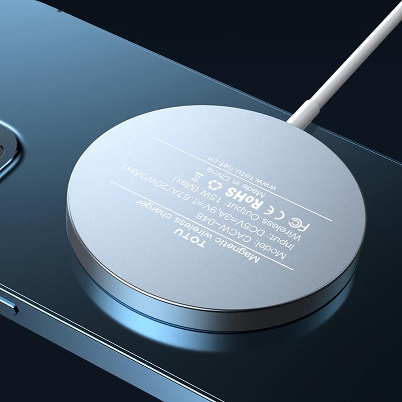 15W Magnetic Wireless Charger White 3