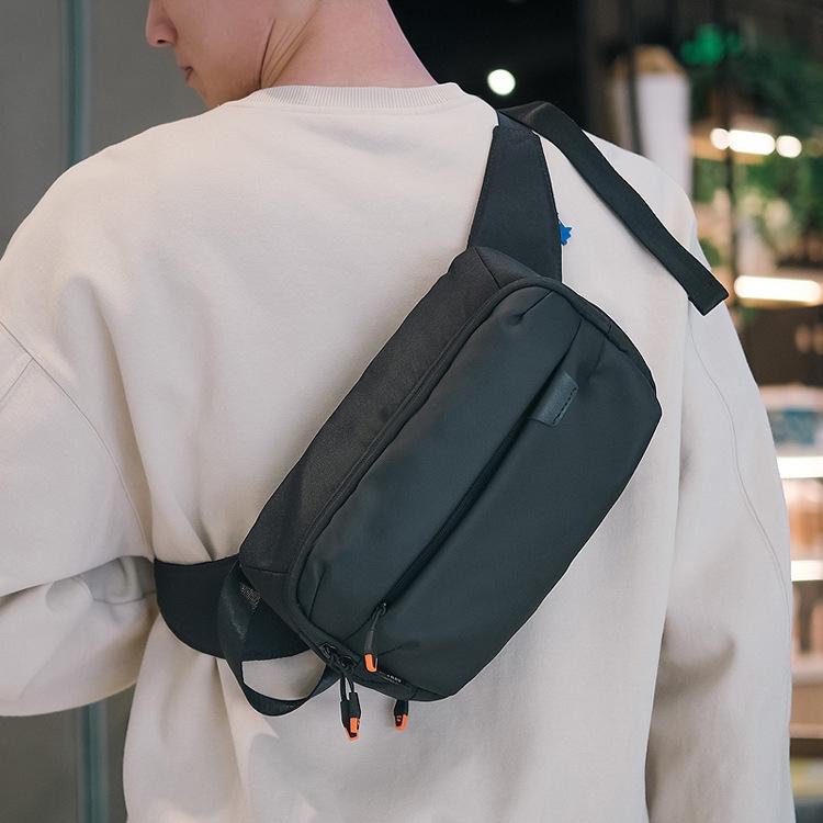 Versatile Waterproof Switch Storage Bag - Compact Design 8
