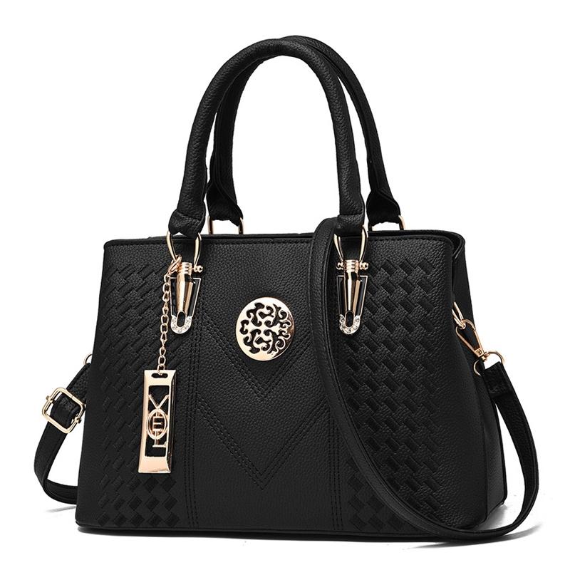 Women Leather Messenger Handbag - Stylish and Functional - Black 3