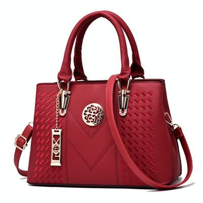 Women Leather Messenger Handbag - Stylish and Functional - Black 15