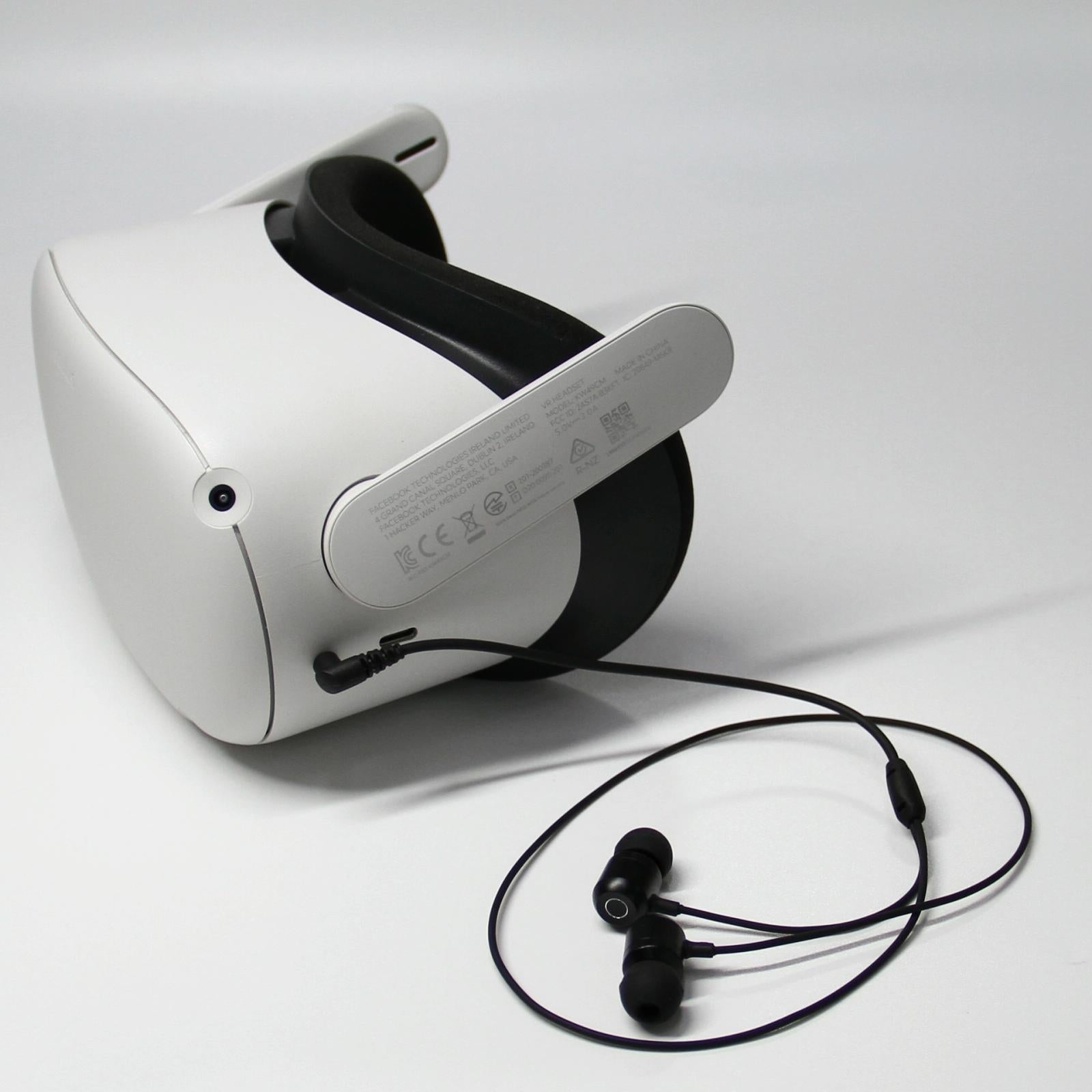 Aluminum 3.5mm Earbuds for Meta Quest 2 - Compact and Durable - White 3