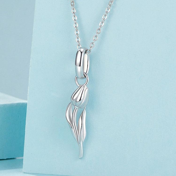 925 Sterling Silver Romantic Tulip Beaded Pendant In 6