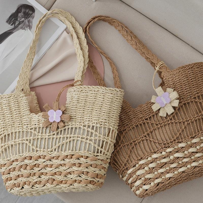 Large Capacity Straw Tote Bag with Hollow Wave Design and Lining - Light Brown 5