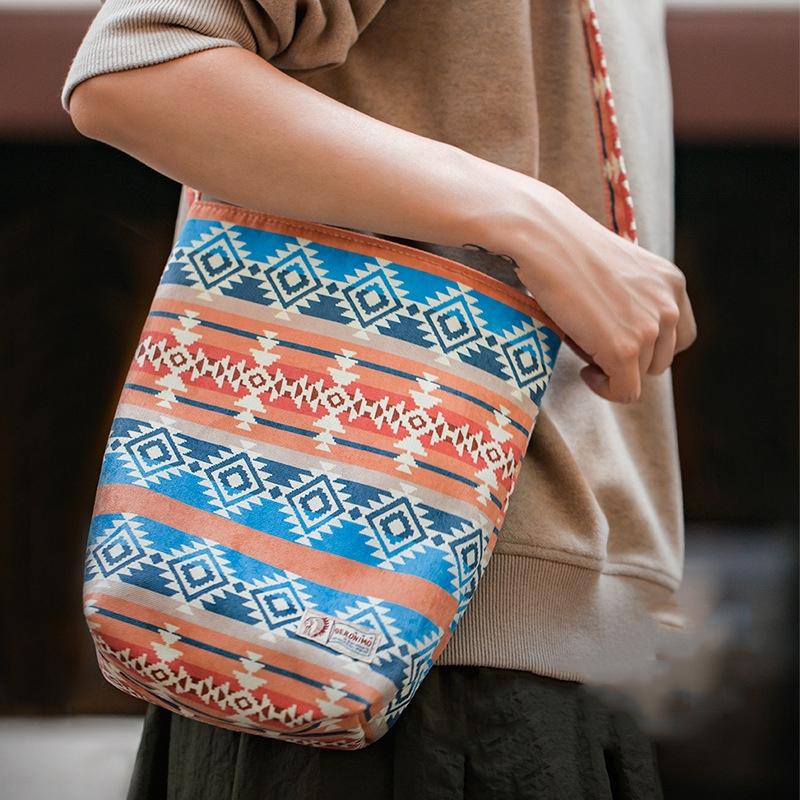 Retro National Canvas Barrel Bag Dual Use Color 5