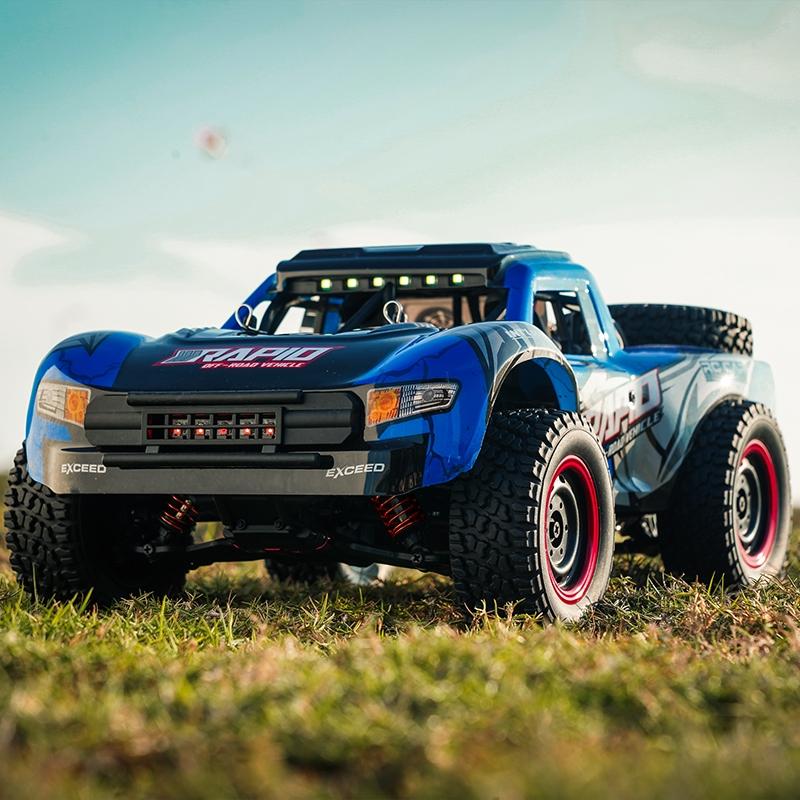 High-speed 4wd Pickup Rc Car with Full-scale High-brush Design - Blue 8
