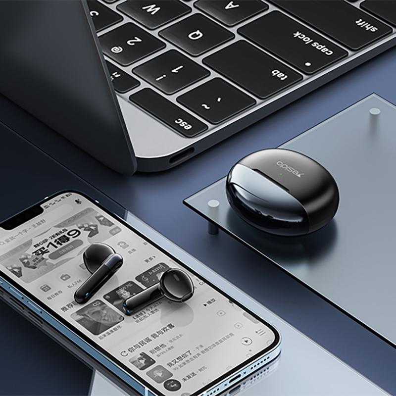 Wireless Noise-cancelling Earbuds - Black 7