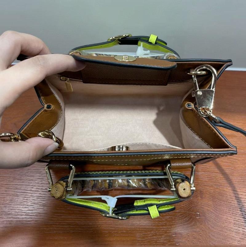 Versatile Cowhide Shoulder Bag for All Occasions - Black 6