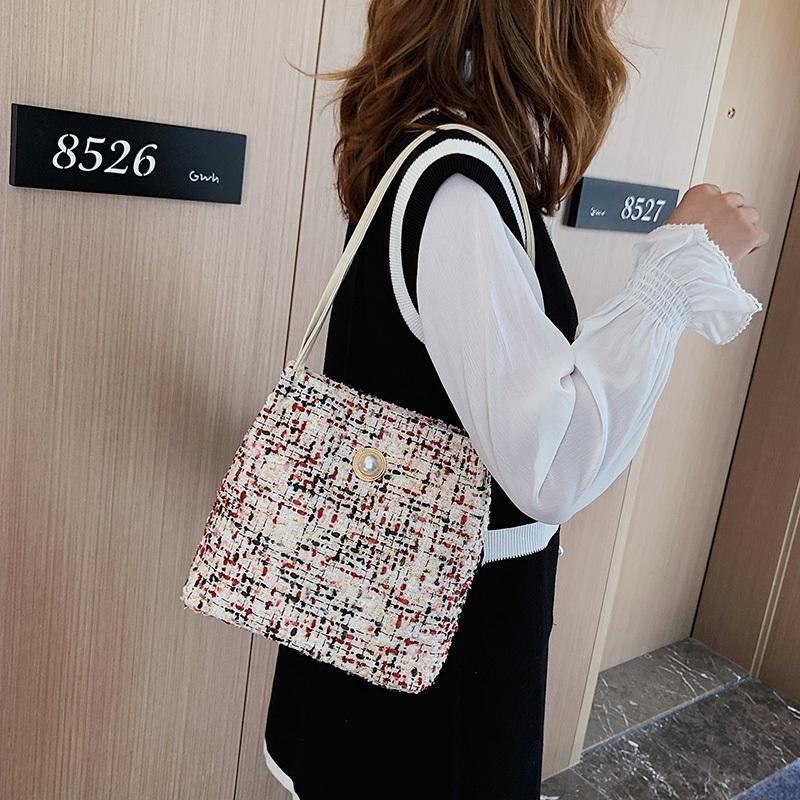 Black Woolen Knit Bucket Bag For Women - Black Onesize