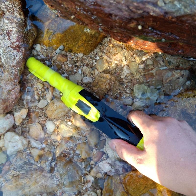 Waterproof Handheld Metal Detector with Lcd Display - Fluorescent Green 6
