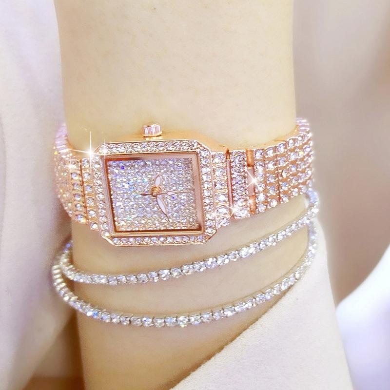 Women Diamond Chain Watch - Elegant and Timeless - Gold 9