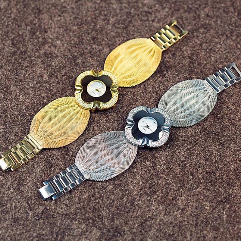Silver Flower Mirror Watch with Diamond Grid Strap for Women 3